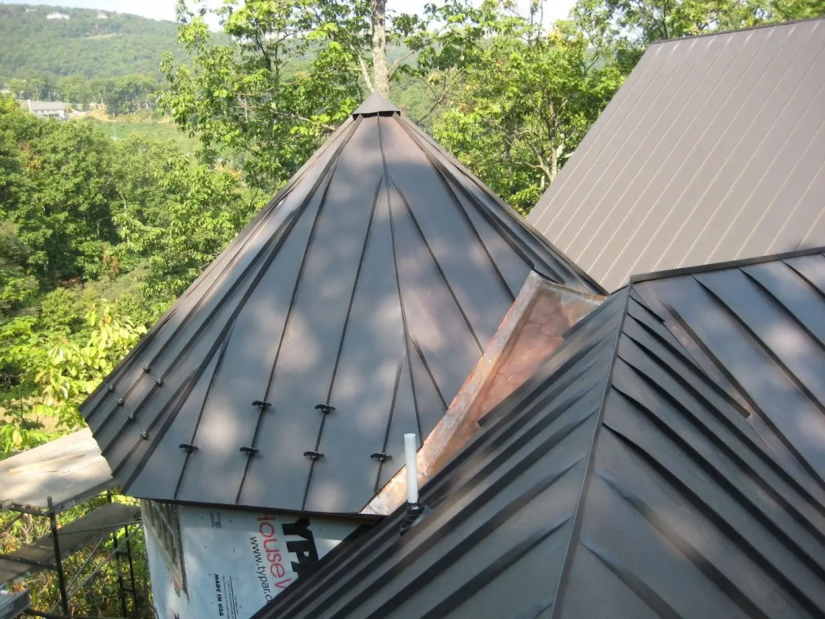 Professional Roof Tarp Installation by Craftsman Roofing in Brandywine